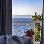 New! Paxoswhite Sea View & Studios!