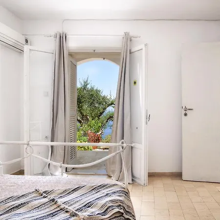 New! Paxoswhite Sea View & Studios! Lägenhet *