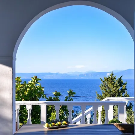 New! Paxoswhite Sea View & Studios! Apartment