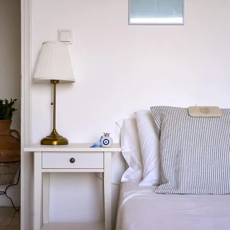 Διαμέρισμα New! Paxoswhite Sea View & Studios!