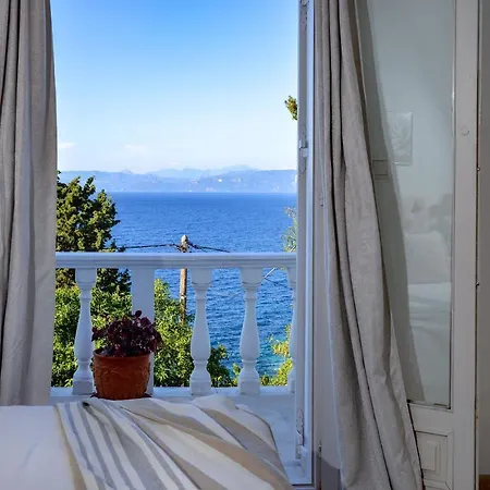 Διαμέρισμα New! Paxoswhite Sea View & Studios!
