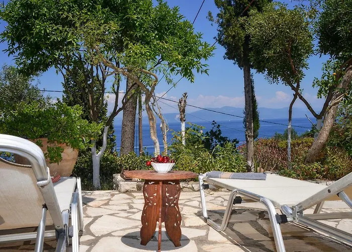 New! Paxoswhite Sea View & Studios! *