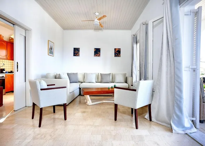 New! Paxoswhite Sea View & Studios!