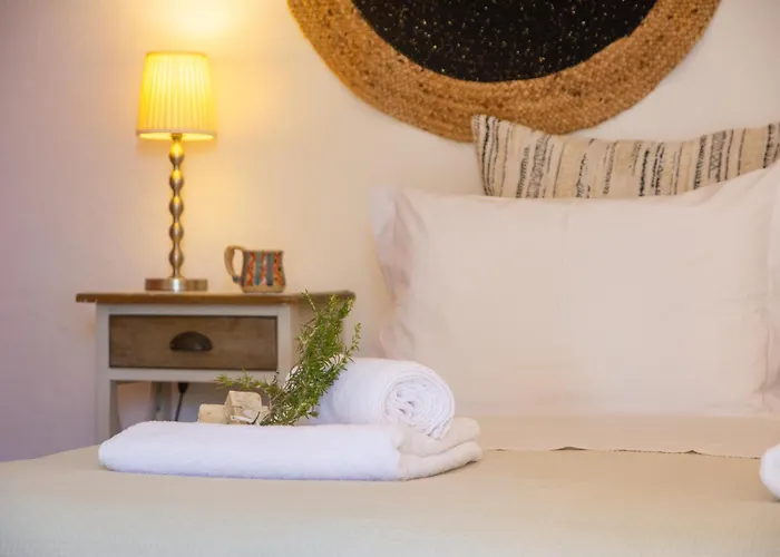 New! Paxoswhite Sea View & Studios! Gaios