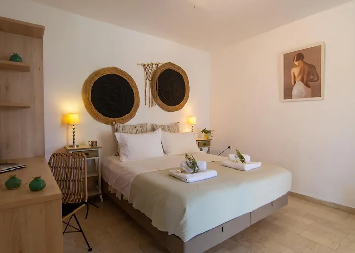 New! Paxoswhite Sea View & Studios! Apartamento